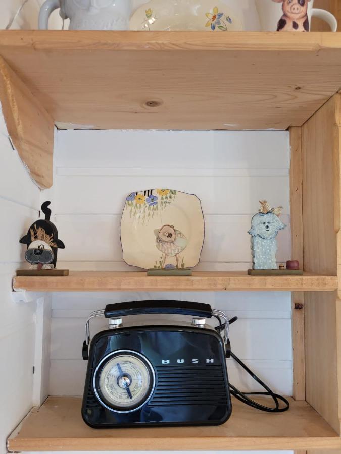 The Shepherds Hut At Forestview Farm Greenisland Exteriér fotografie